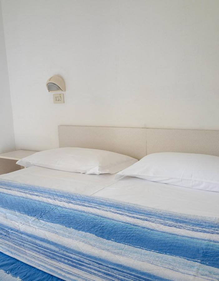 Hotel Flora Capri Cesenatico Bilik gambar
